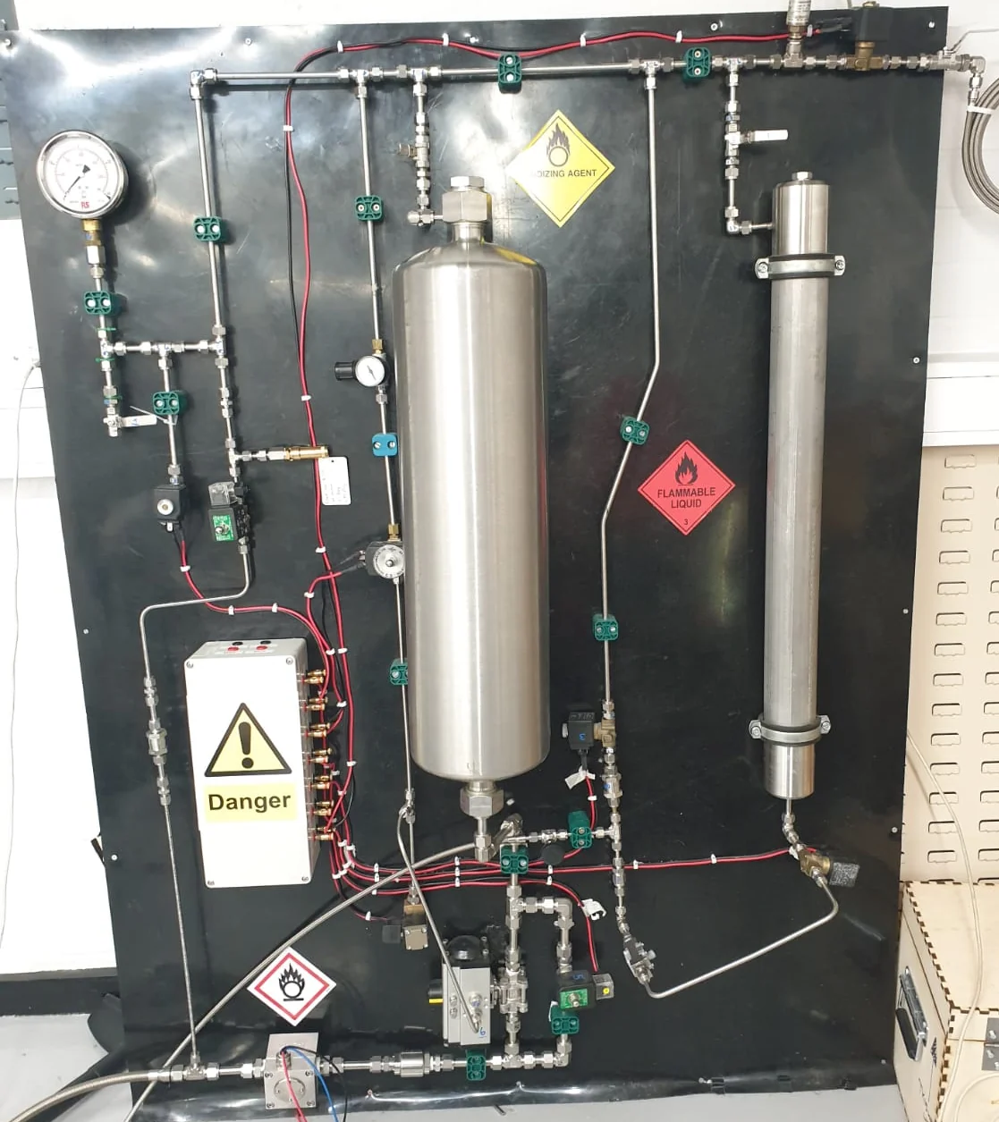 Propellant delivery system for engine testing