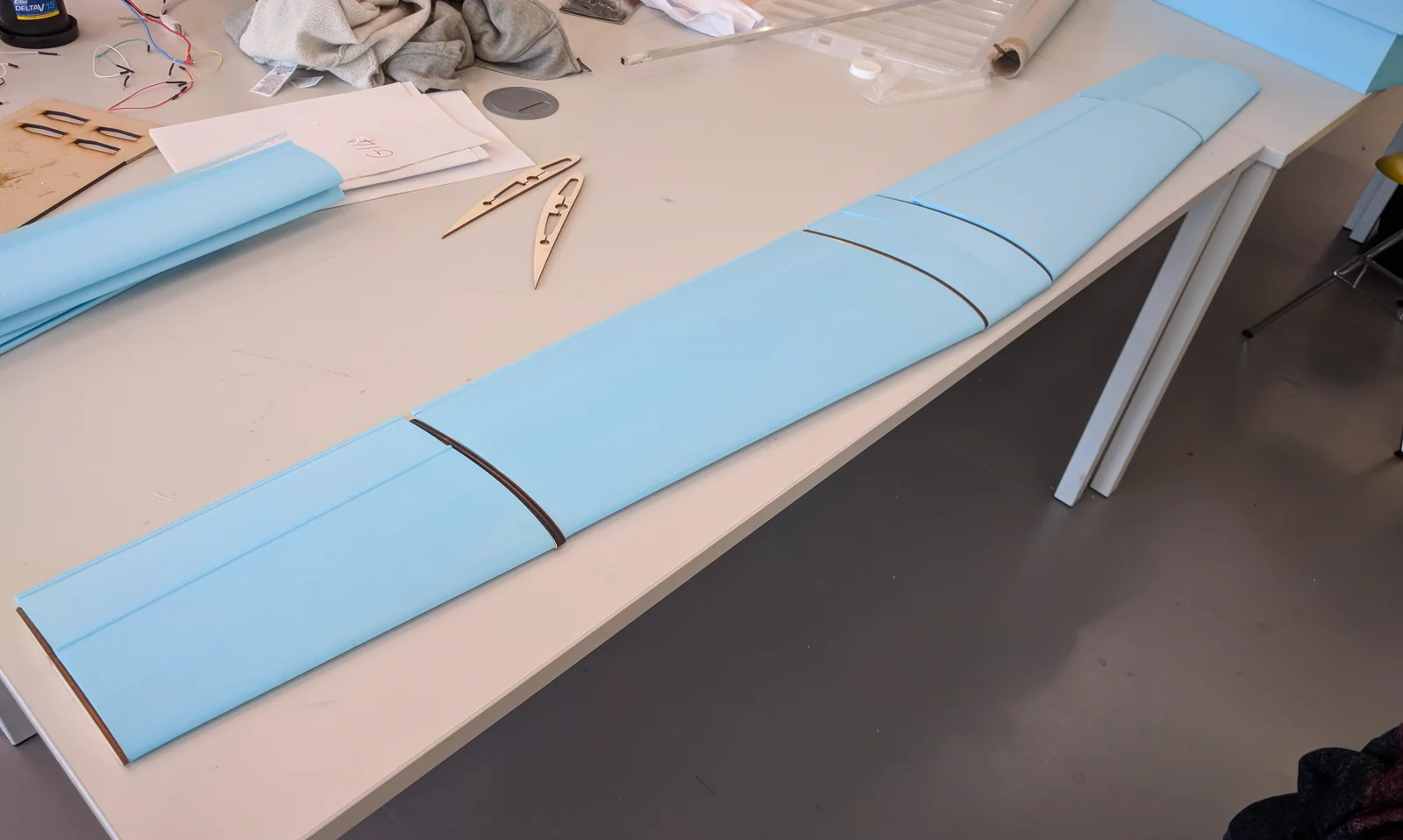 Assembled wing sections without actuators and fabric covering